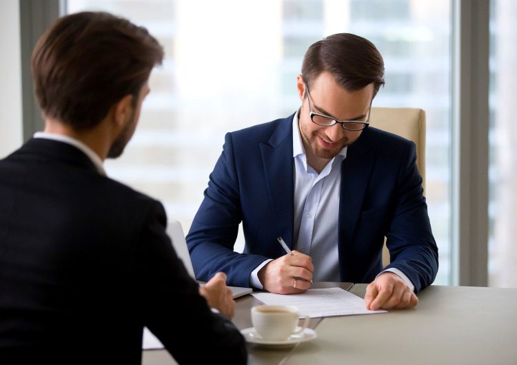 6 dicas de negociação para a renovação de contrato de aluguel